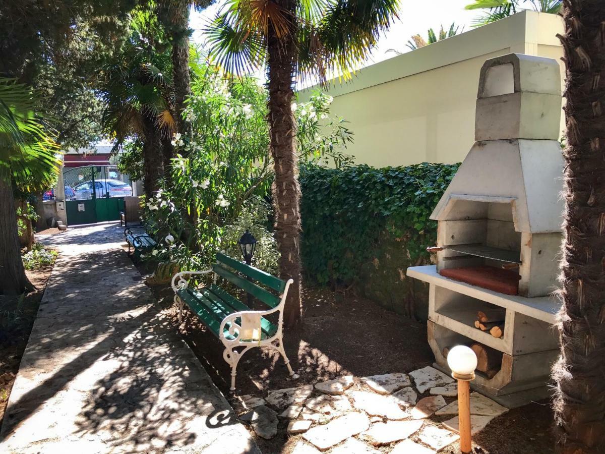 Secret Garden Apartment *